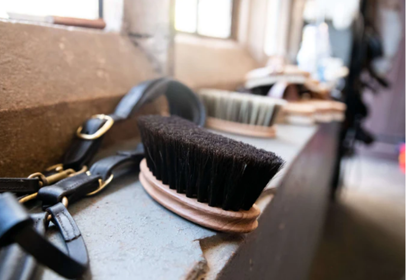 Smart Grooming - Borstiq Banana Finishing Brush-3